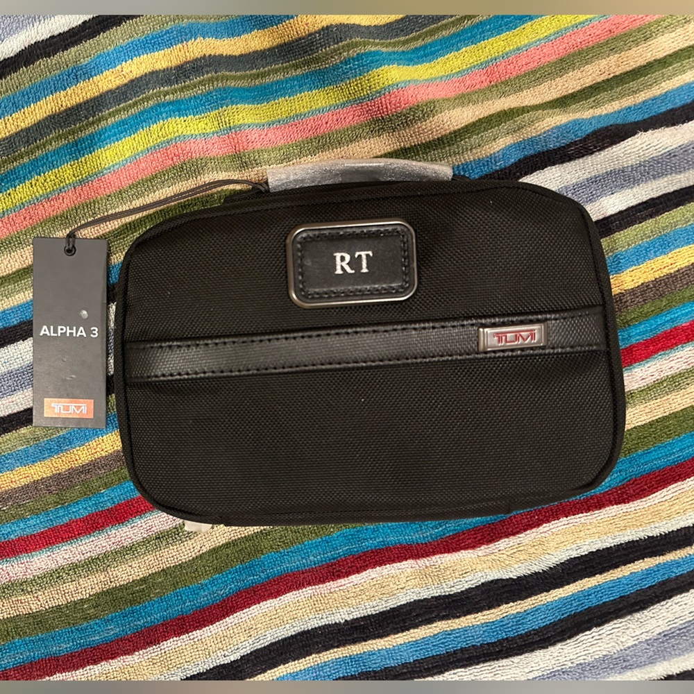 TUMI split travel kit